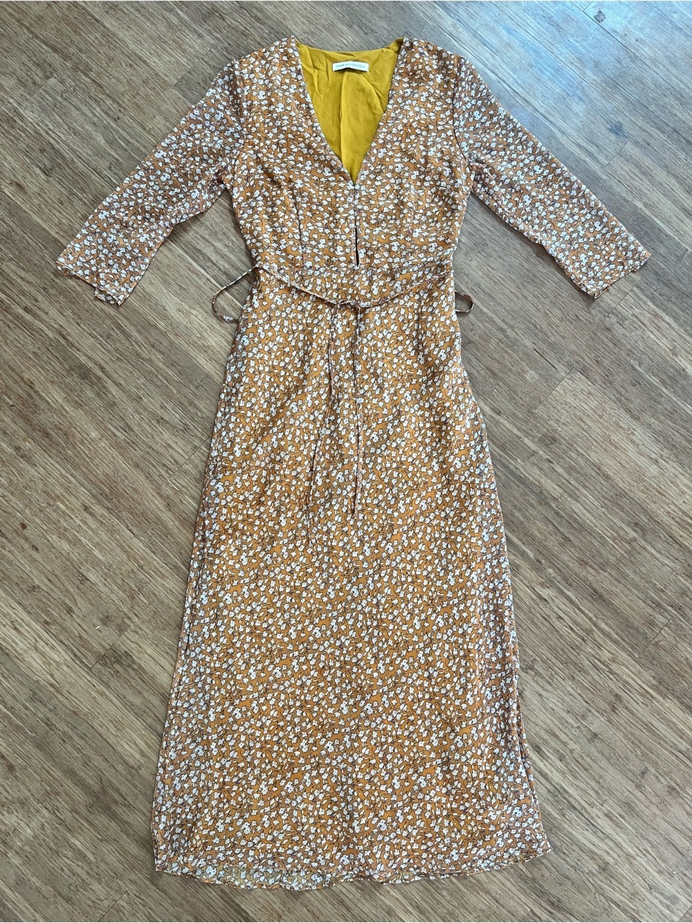 The East Order Billie Midi Dress XS Mustard Floral Tie Waist Boho Cottagecore